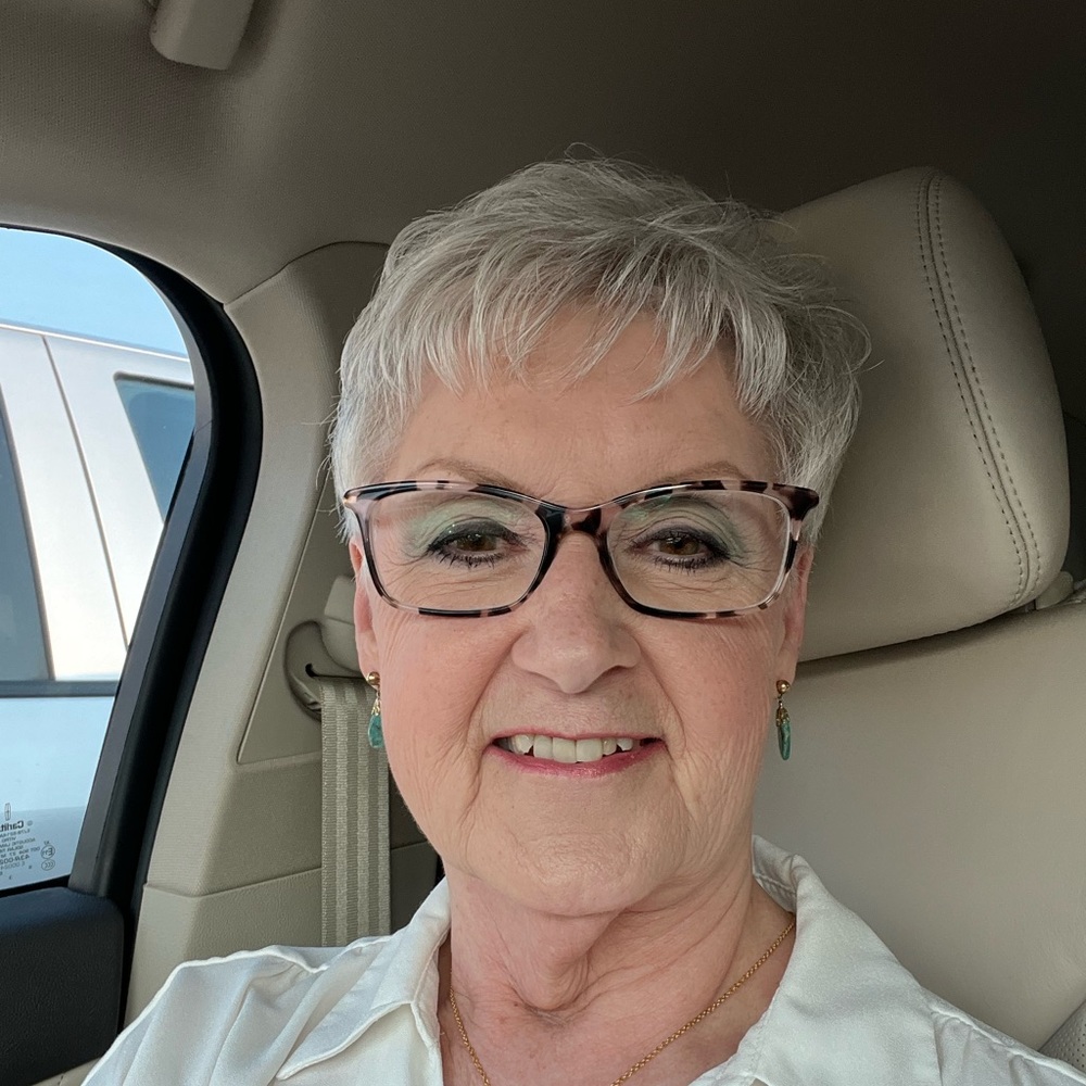 Meet your Posher, Rita